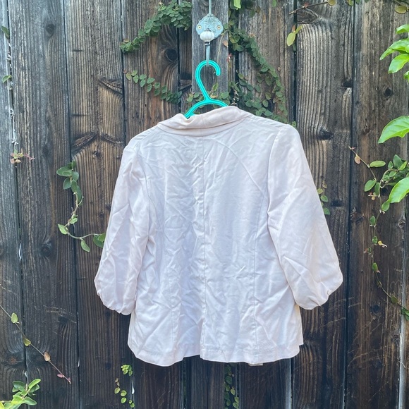 Top - Picture 2 of 3